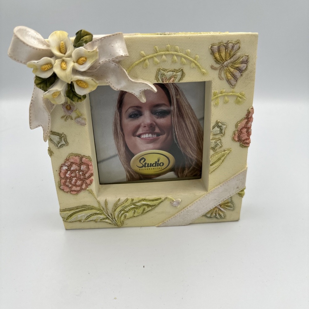 Resin Picture Frame 5.5"‎ Square Floral By Studio Silversmiths 4X4 Photo Opening